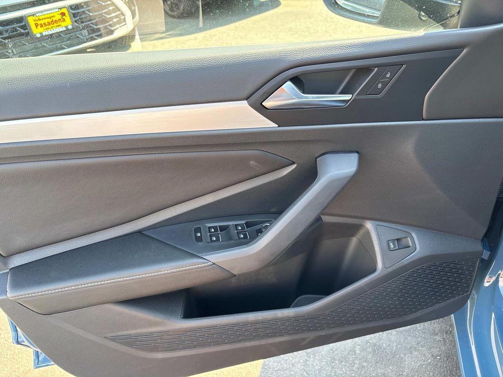 new 2025 Volkswagen Jetta car, priced at $25,500