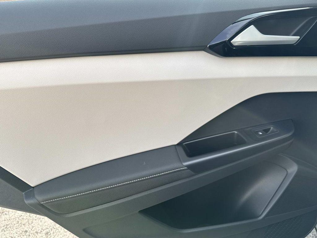 new 2026 Volkswagen Taos car, priced at $28,576