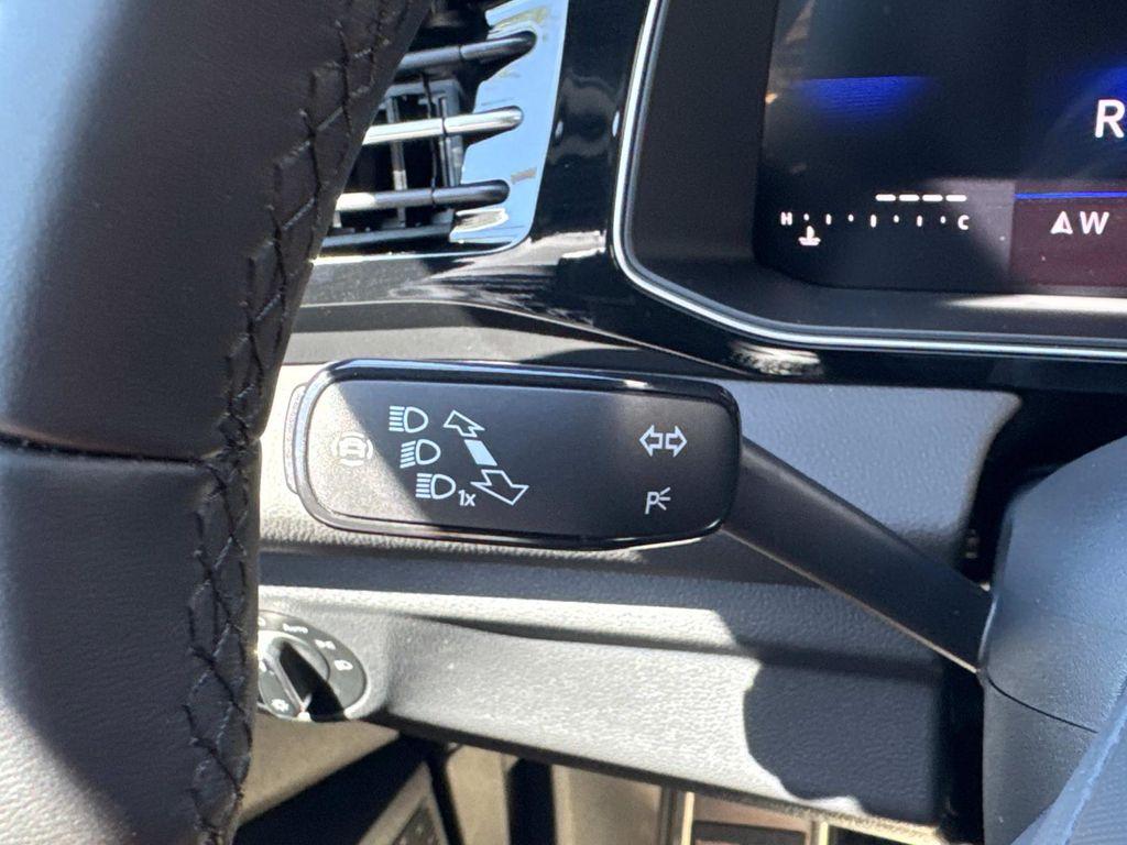 new 2025 Volkswagen Jetta car, priced at $25,500