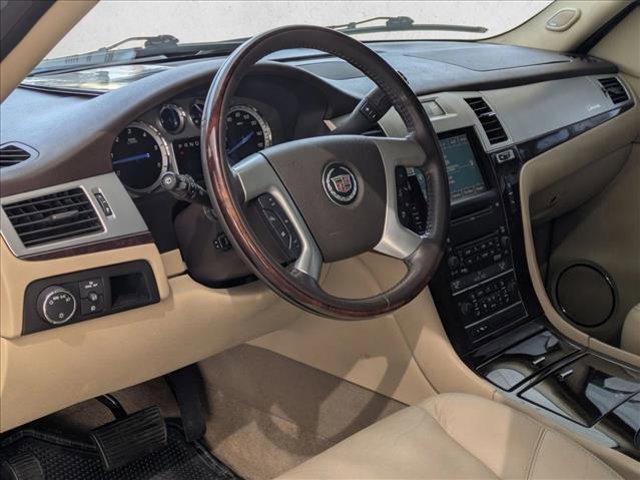 used 2009 Cadillac Escalade car, priced at $15,485