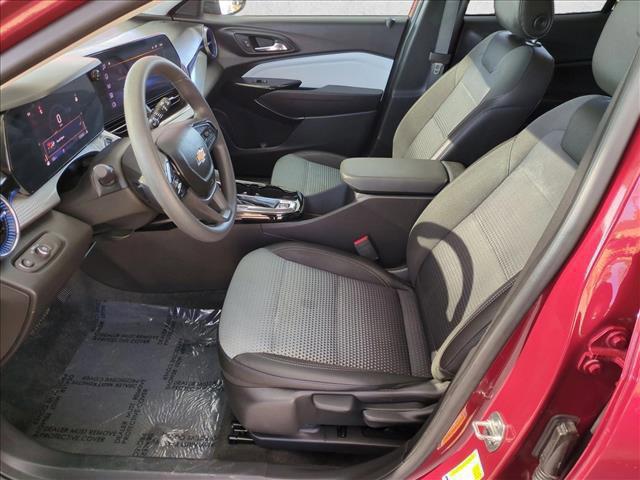 used 2025 Chevrolet Trax car, priced at $20,153