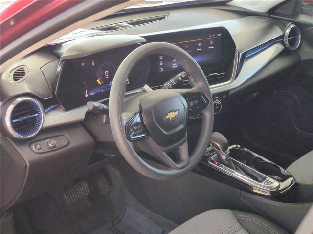 used 2025 Chevrolet Trax car, priced at $20,153