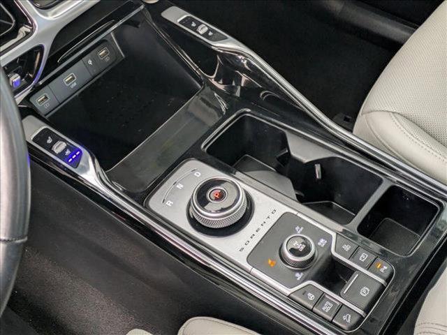 used 2022 Kia Sorento Plug-In Hybrid car, priced at $24,385