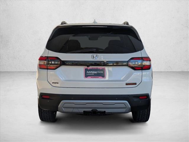 new 2025 Honda Pilot car, priced at $48,359