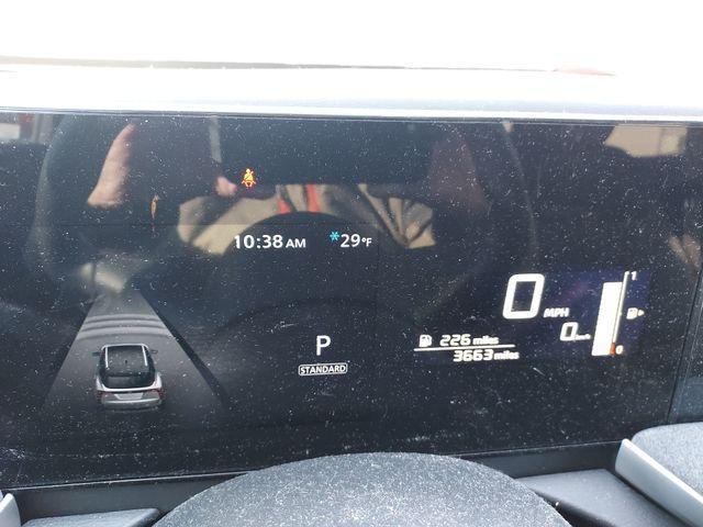 used 2025 Nissan Kicks car