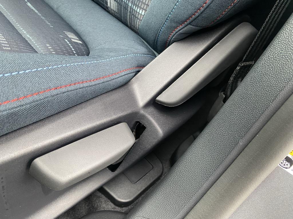 new 2025 Ford Bronco Sport car, priced at $32,990