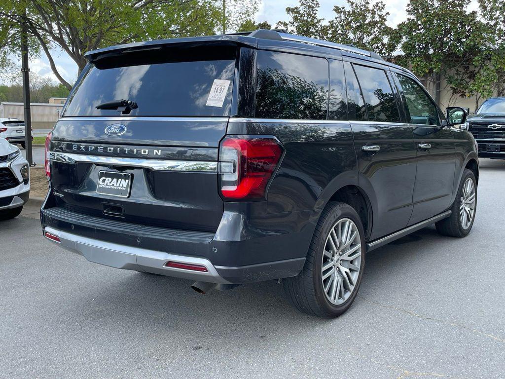 used 2024 Ford Expedition car, priced at $45,598