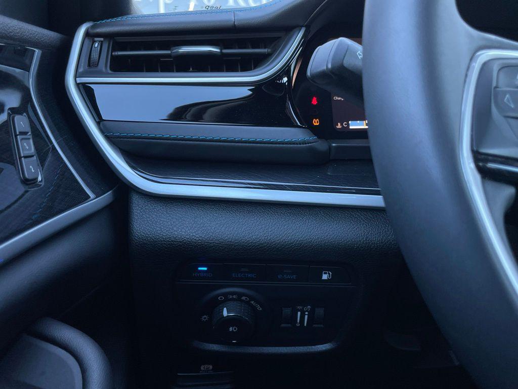 used 2022 Jeep Grand Cherokee 4xe car, priced at $26,999