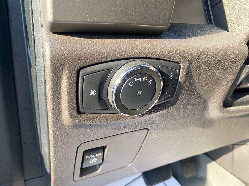 used 2020 Ford Expedition car, priced at $23,799