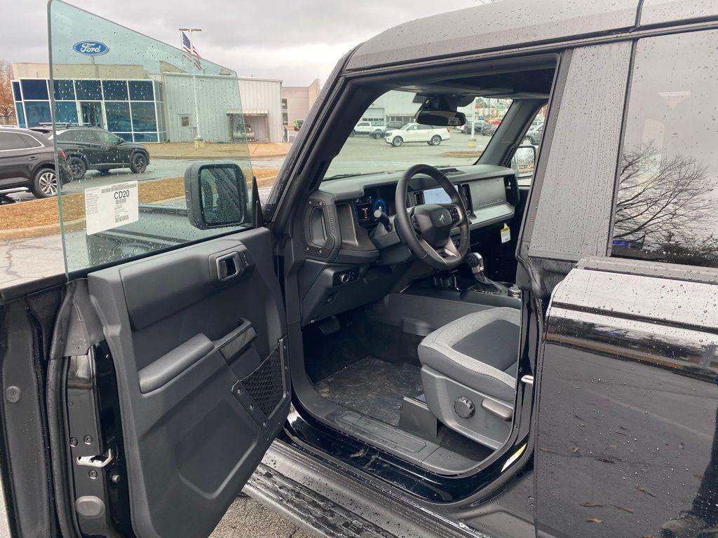 new 2025 Ford Bronco car, priced at $43,890