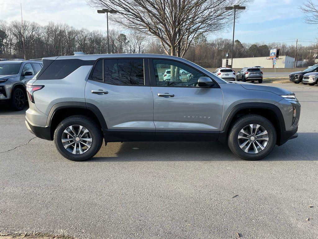 new 2026 Chevrolet Equinox car, priced at $28,490