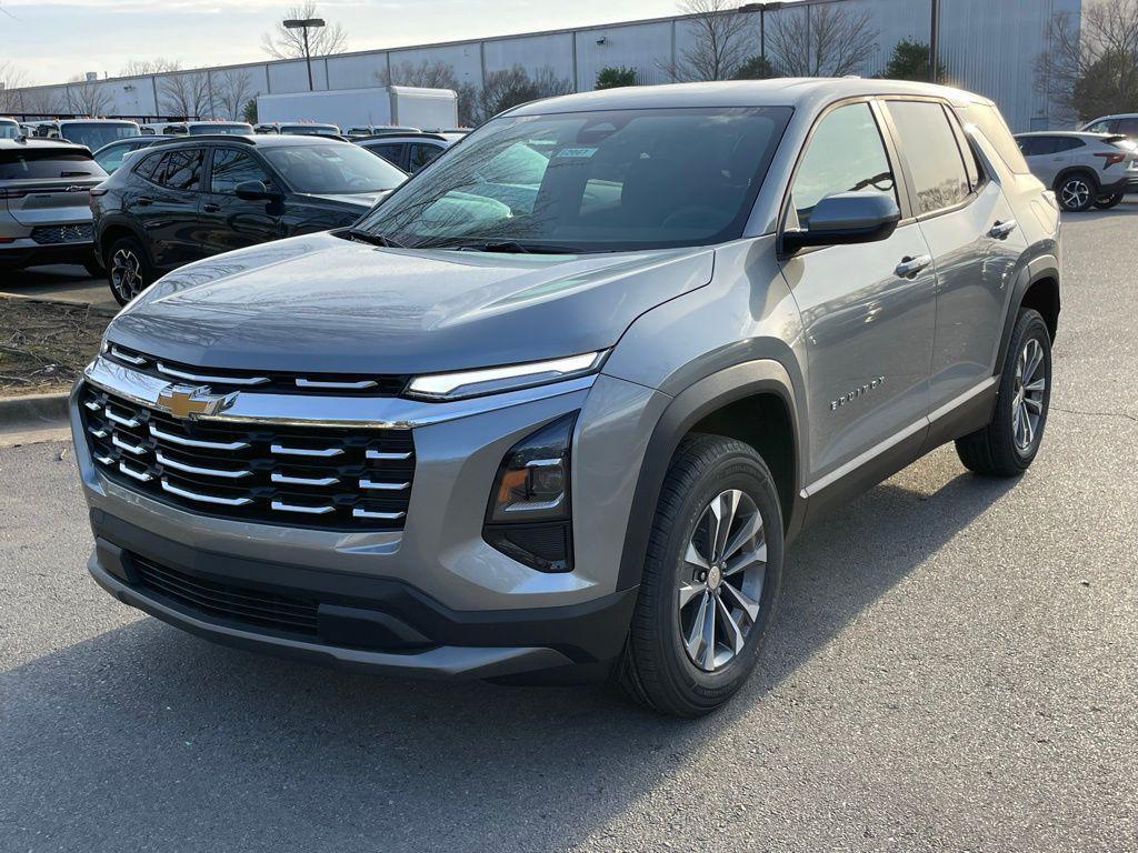 new 2026 Chevrolet Equinox car, priced at $28,490