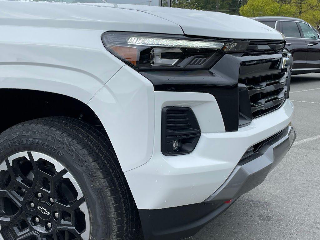 new 2026 Chevrolet Colorado car, priced at $43,090