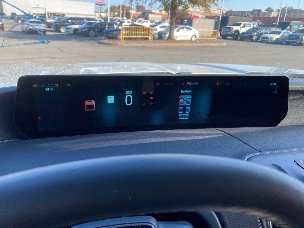 new 2025 Ford Expedition car, priced at $79,190