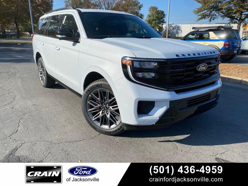 new 2025 Ford Expedition car, priced at $79,190