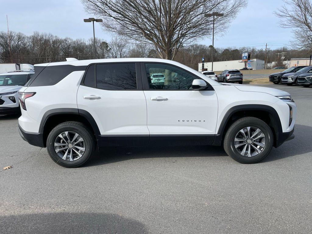 new 2026 Chevrolet Equinox car, priced at $28,490