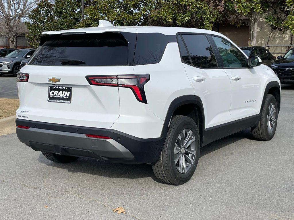 new 2026 Chevrolet Equinox car, priced at $28,490