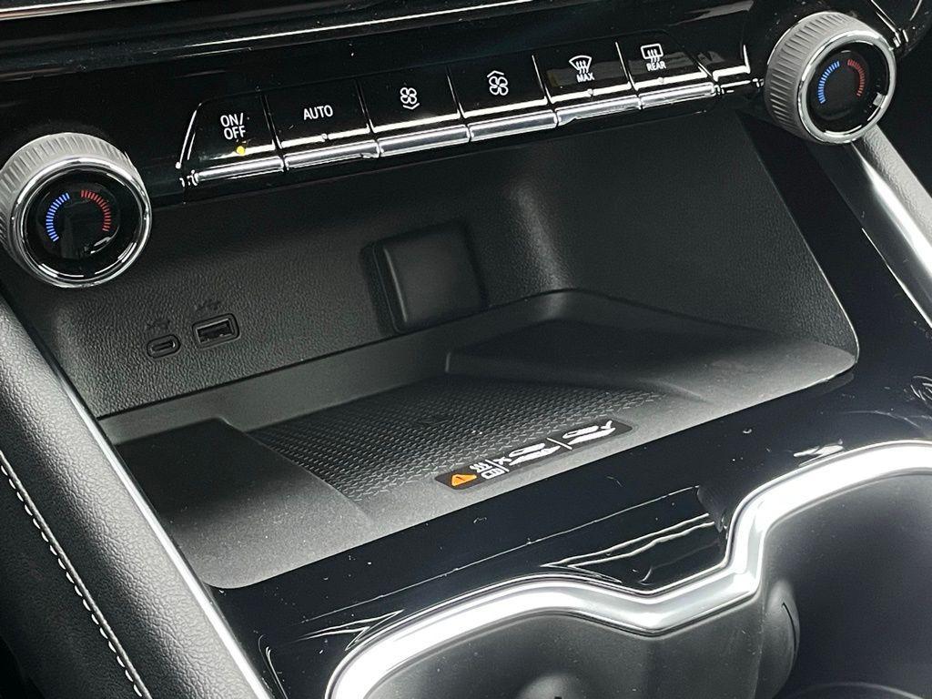 new 2026 Chevrolet Traverse car, priced at $39,790