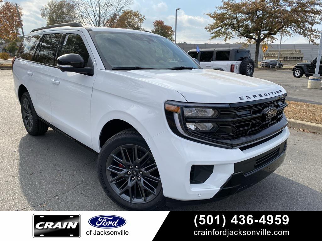 new 2025 Ford Expedition car, priced at $78,190