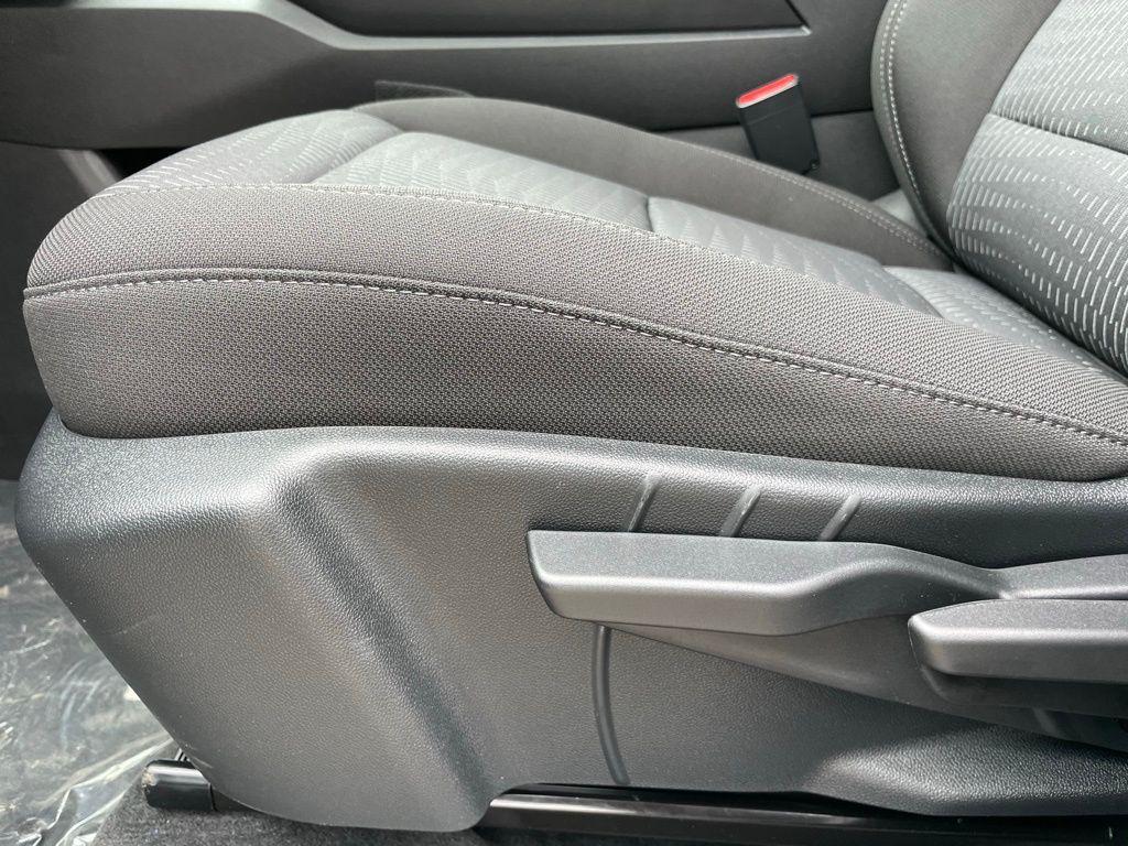 new 2026 Chevrolet Equinox car, priced at $28,490