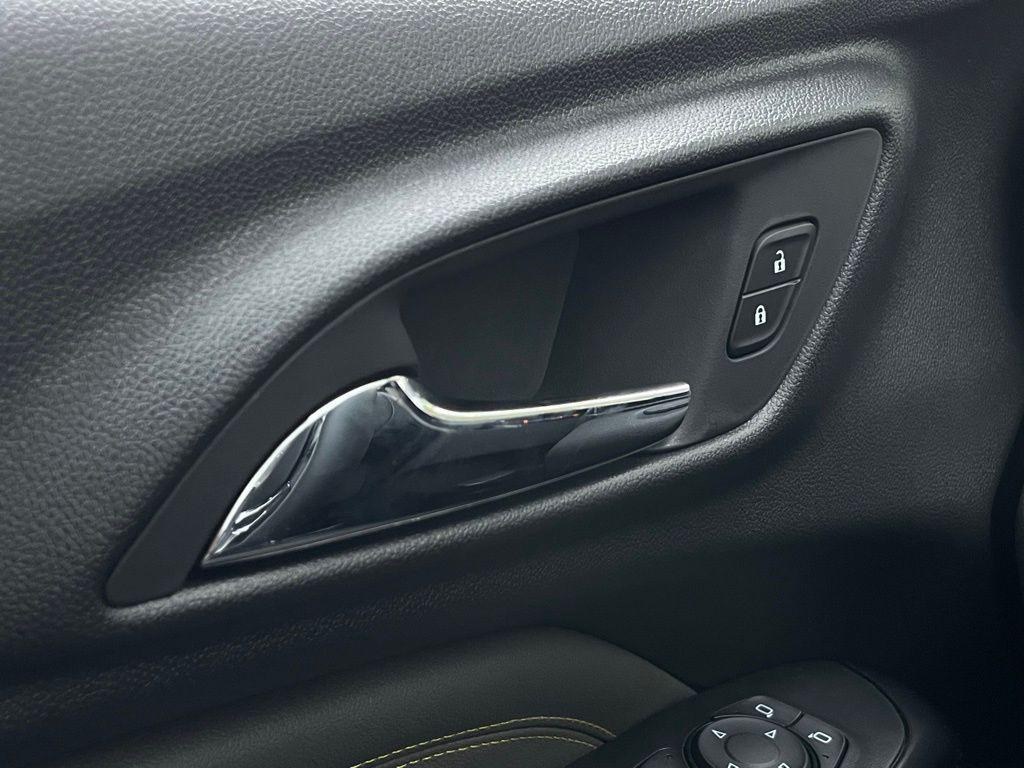 new 2026 Chevrolet Trax car, priced at $25,490