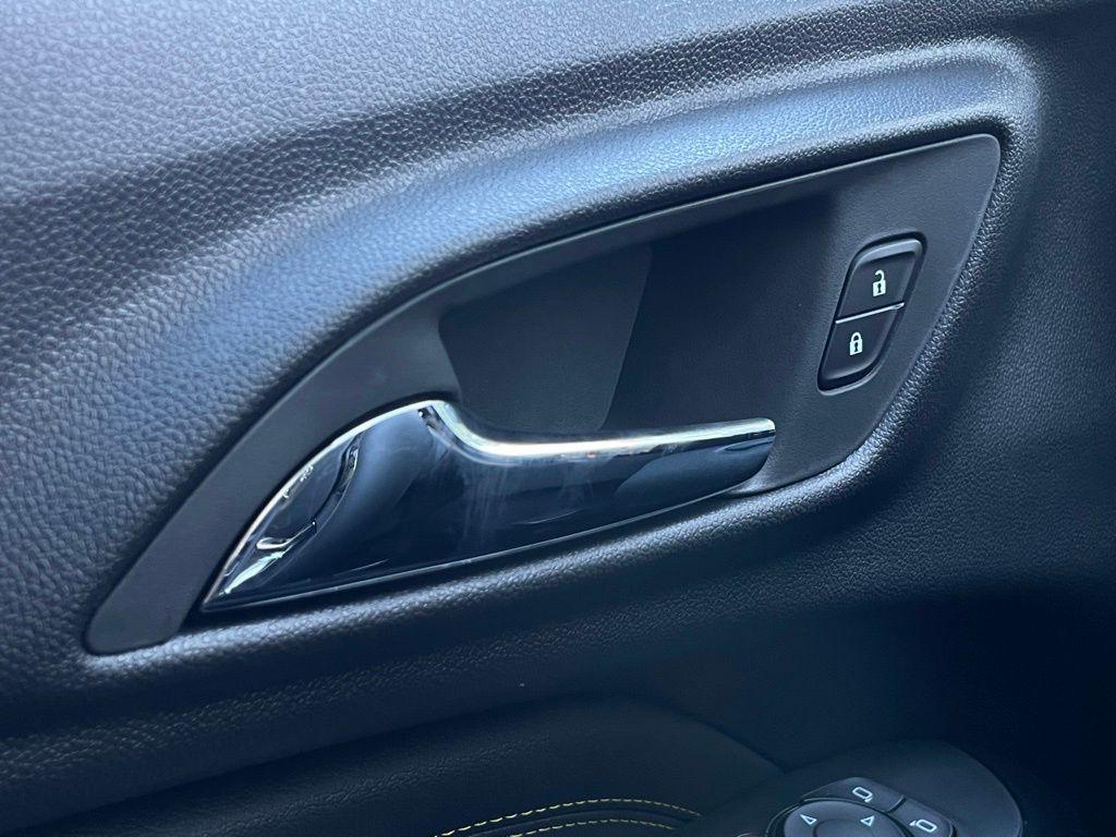 new 2026 Chevrolet Trax car, priced at $25,290