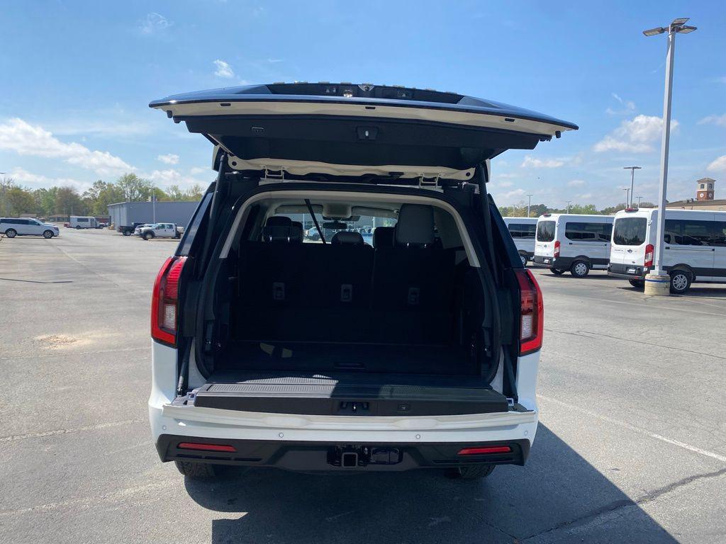 new 2026 Ford Expedition car, priced at $71,190
