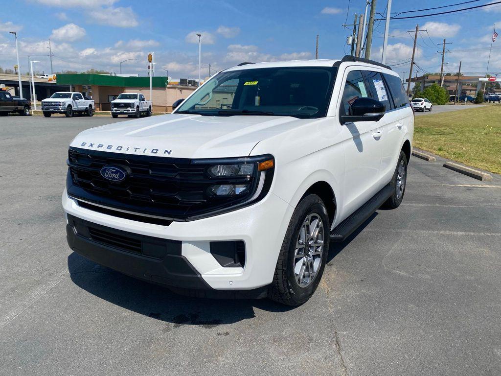 new 2026 Ford Expedition car, priced at $71,190