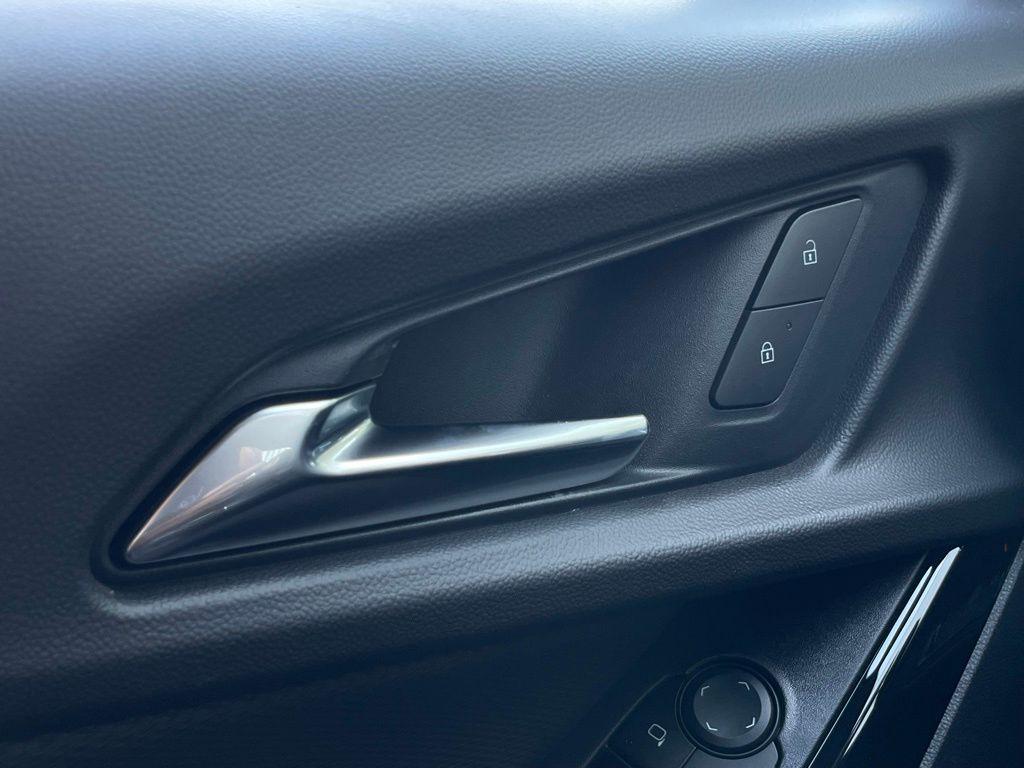 new 2026 Chevrolet Equinox car, priced at $28,490