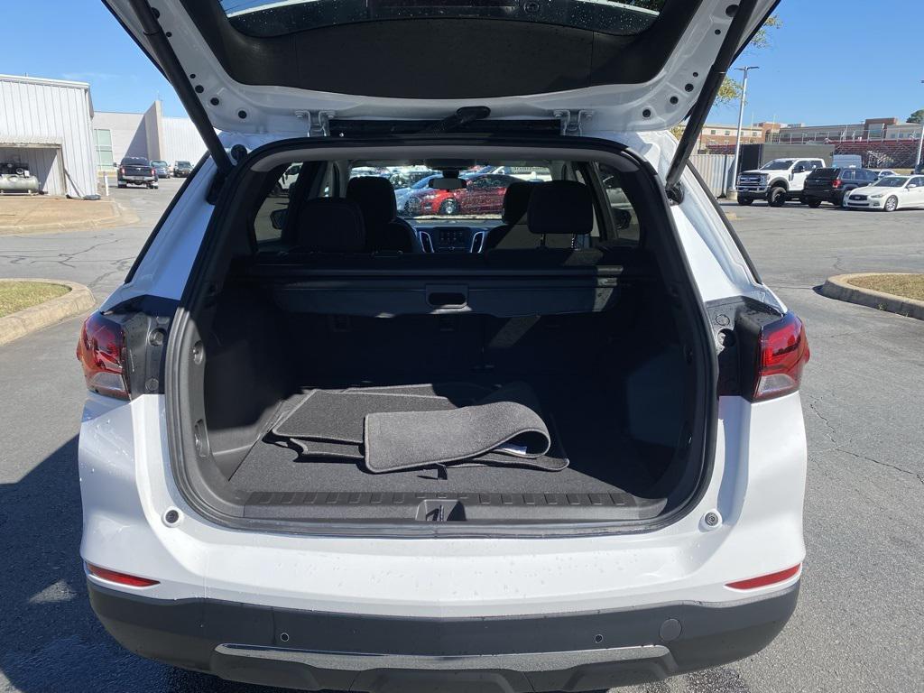 used 2023 Chevrolet Equinox car, priced at $18,599