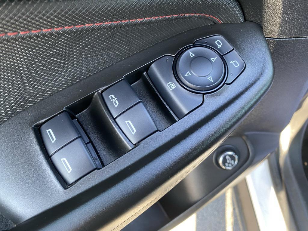 used 2025 Chevrolet TrailBlazer car, priced at $25,498