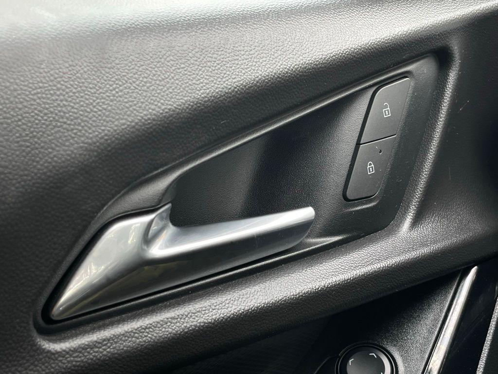 used 2025 Chevrolet Equinox car, priced at $27,881