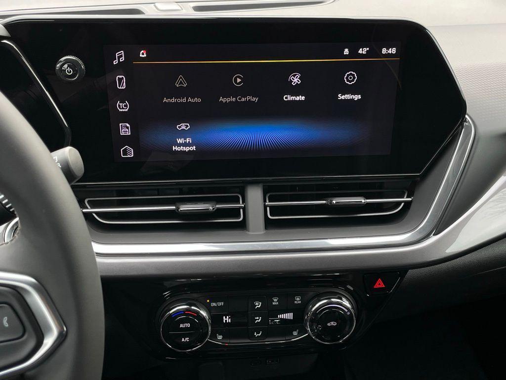 new 2026 Chevrolet Trax car, priced at $25,290