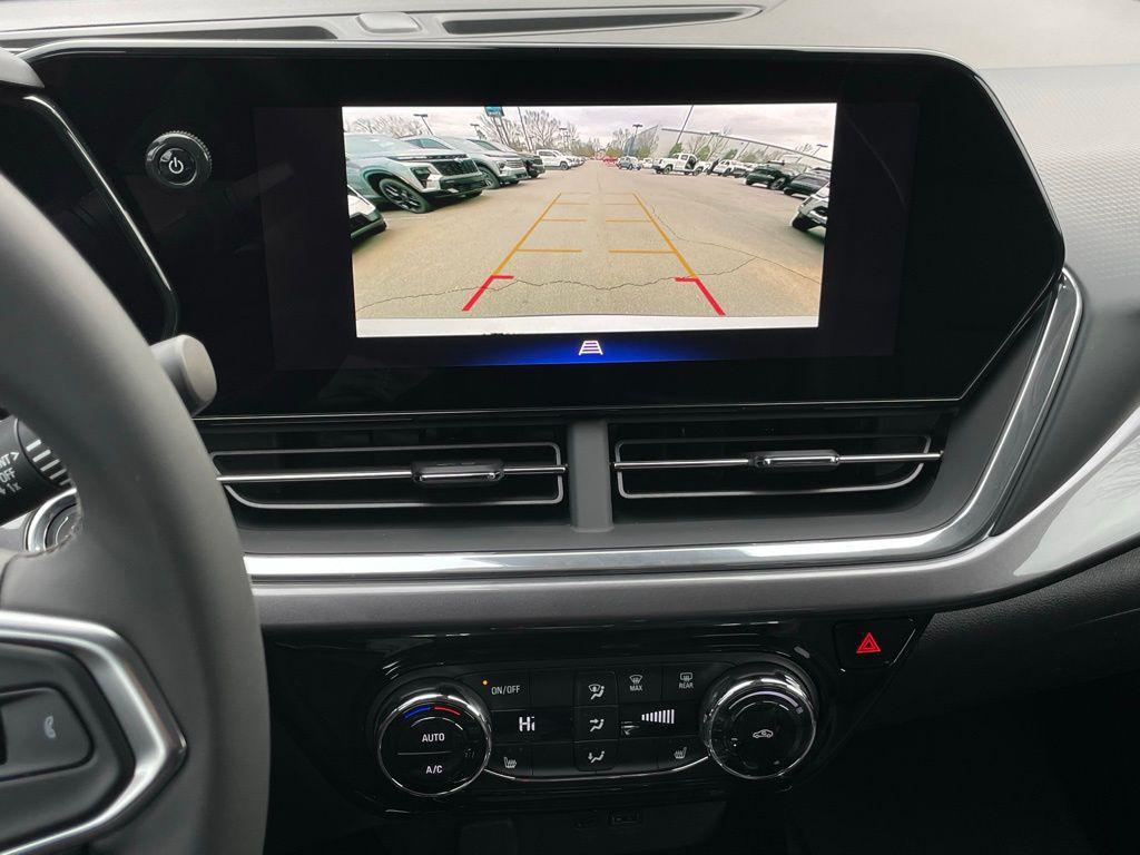 new 2026 Chevrolet Trax car, priced at $25,290