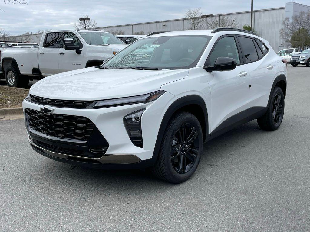 new 2026 Chevrolet Trax car, priced at $25,290