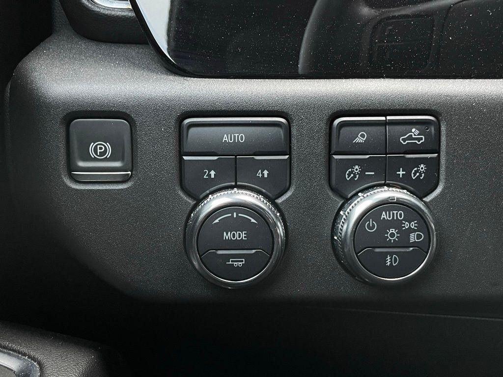 used 2025 GMC Sierra 1500 car, priced at $47,463