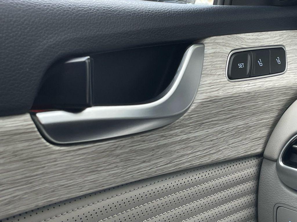 used 2024 Hyundai Palisade car, priced at $36,514