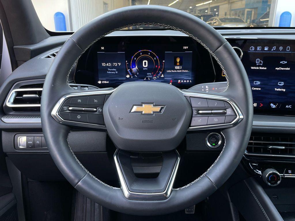 new 2026 Chevrolet Traverse car, priced at $39,990