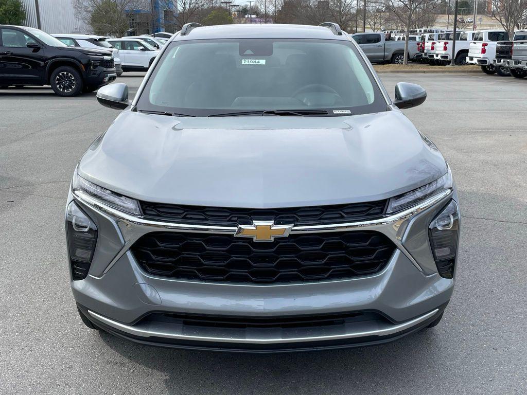new 2026 Chevrolet Trax car, priced at $23,590