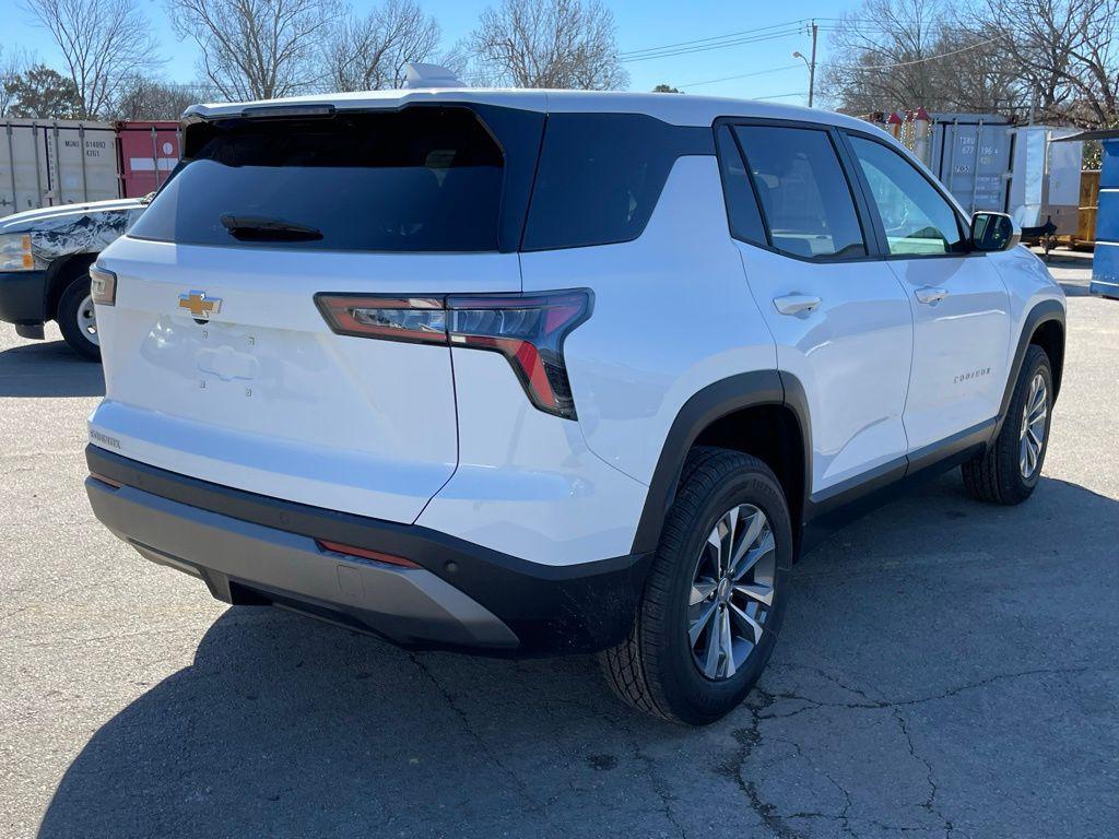 new 2026 Chevrolet Equinox car, priced at $28,490