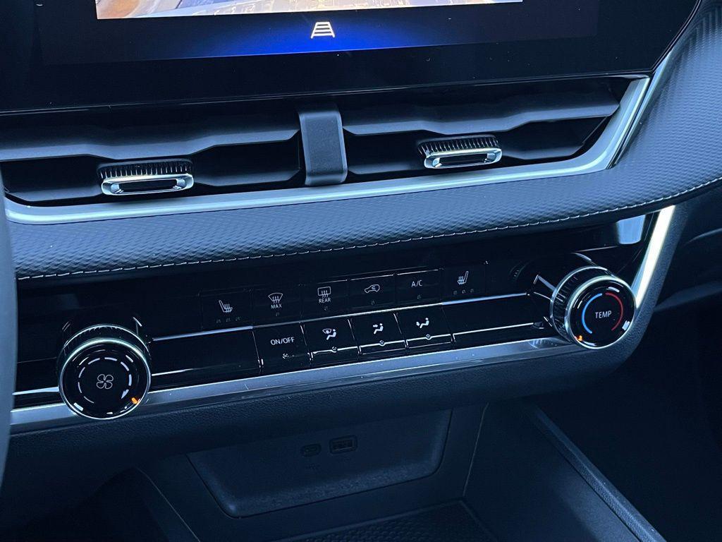 new 2026 Chevrolet Equinox car, priced at $28,790