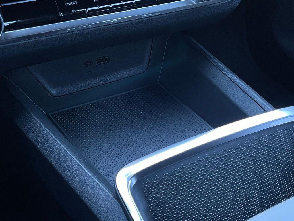 new 2026 Chevrolet Equinox car, priced at $28,790