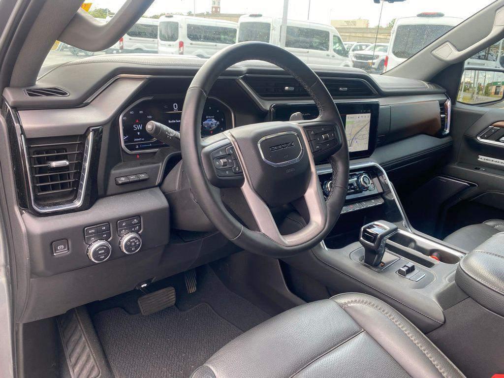 used 2023 GMC Sierra 1500 car, priced at $53,032