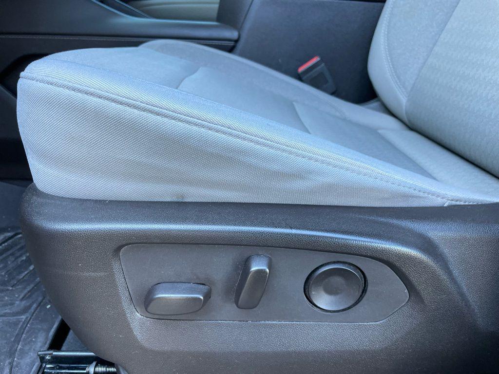 used 2022 GMC Yukon car, priced at $41,000