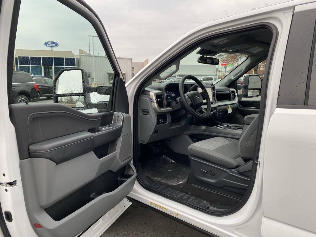 new 2026 Ford F-450 car, priced at $83,195