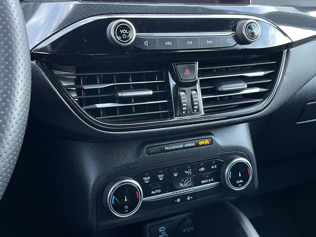 used 2023 Ford Escape car, priced at $20,987