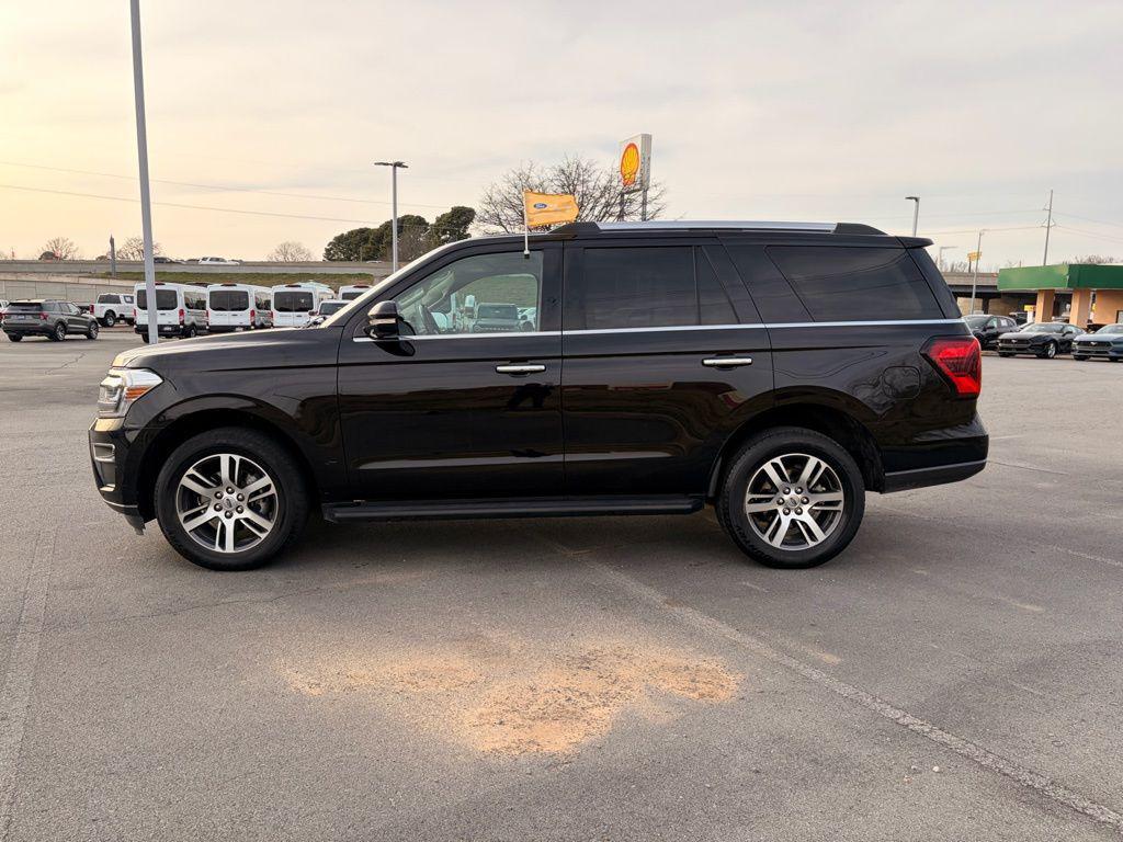 used 2024 Ford Expedition car, priced at $39,199
