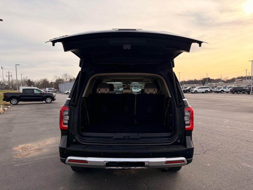 used 2024 Ford Expedition car, priced at $39,199