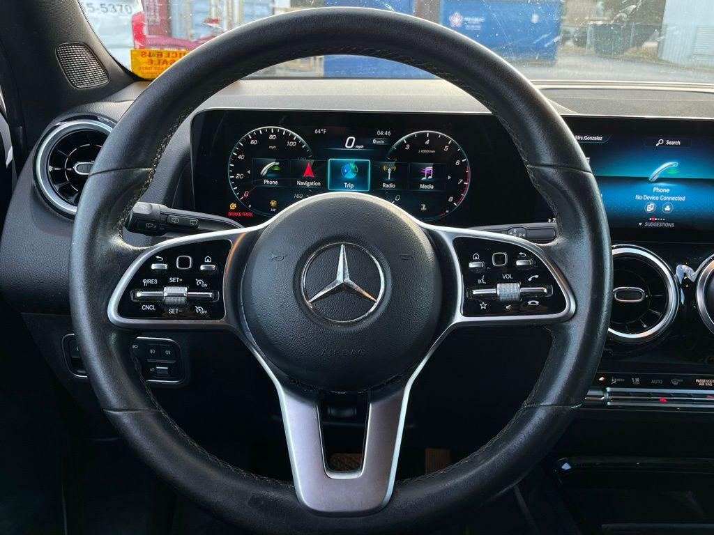 used 2022 Mercedes-Benz GLB 250 car, priced at $21,999