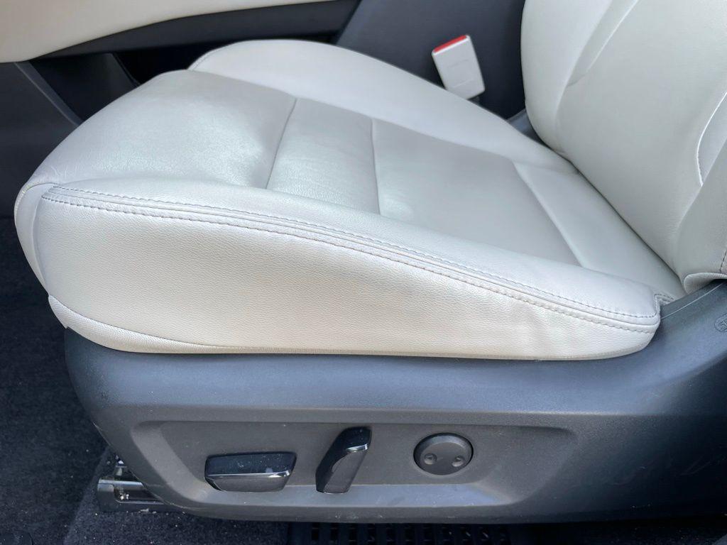 used 2023 Nissan Rogue car, priced at $25,913